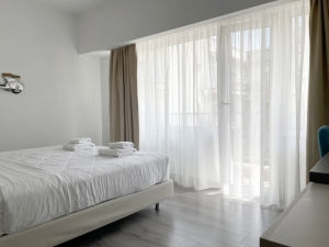 JUNIOR SUITE, Experience Luxury and Comfort at the Metropolitan Hotel in Thessaloniki